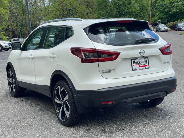 2022 Nissan Rogue Sport SL