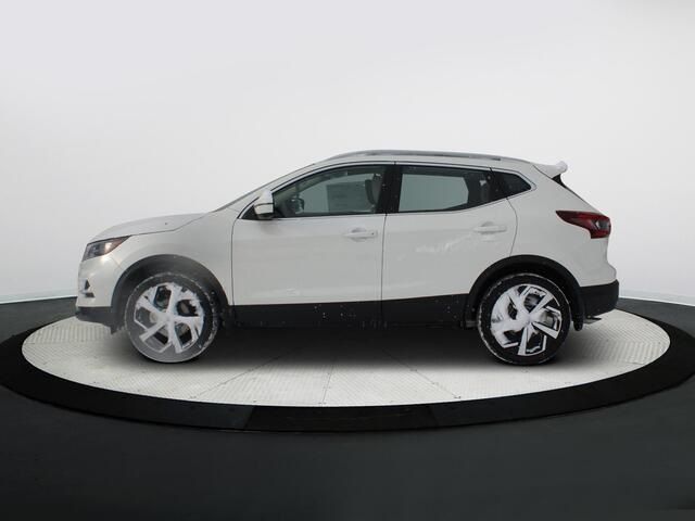 2022 Nissan Rogue Sport SL