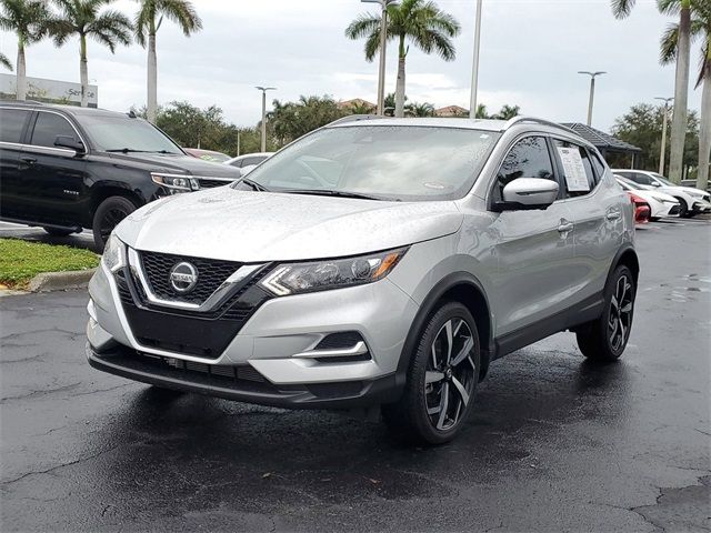 2022 Nissan Rogue Sport SL