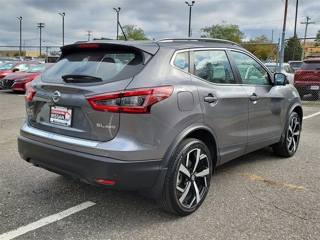 2022 Nissan Rogue Sport SL