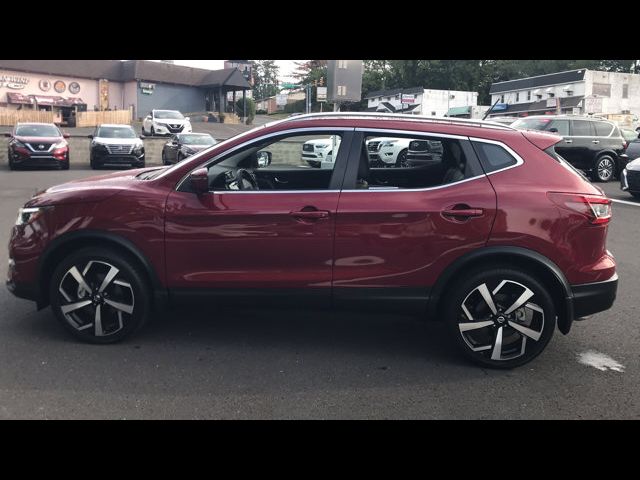 2022 Nissan Rogue Sport SL