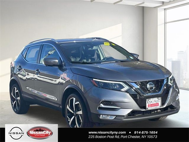 2022 Nissan Rogue Sport SL