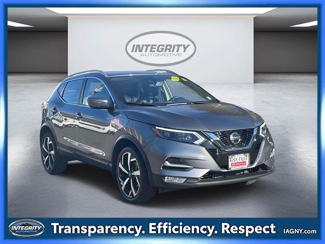 2022 Nissan Rogue Sport SL