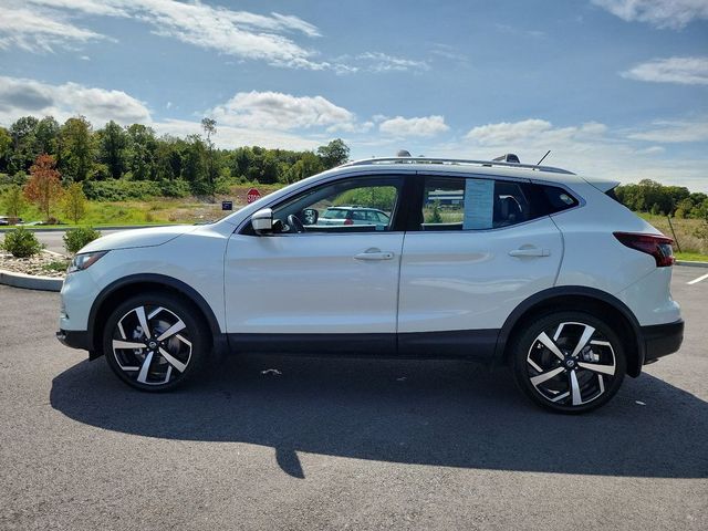 2022 Nissan Rogue Sport SL