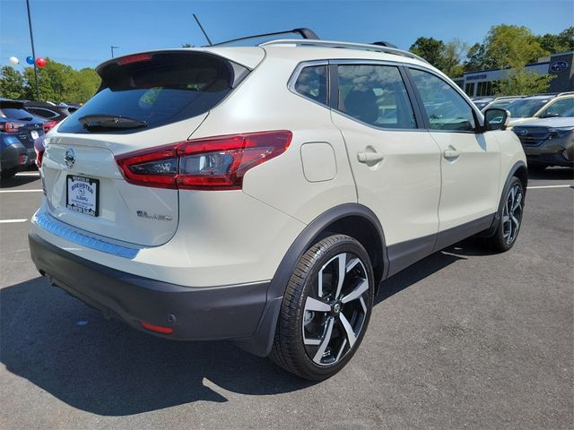 2022 Nissan Rogue Sport SL