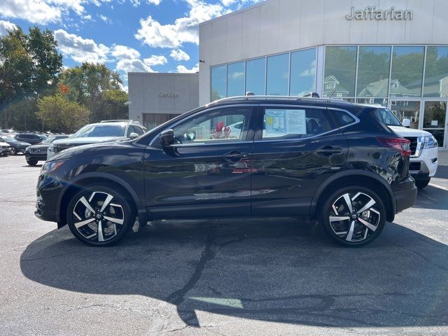 2022 Nissan Rogue Sport SL