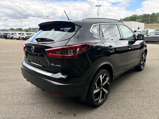 2022 Nissan Rogue Sport SL