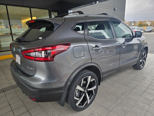 2022 Nissan Rogue Sport SL