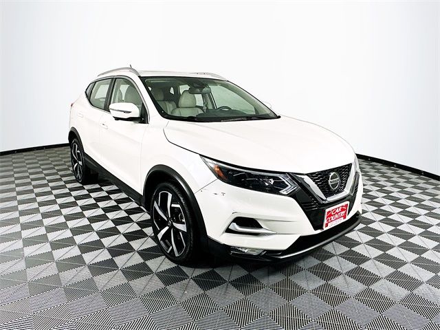 2022 Nissan Rogue Sport SL