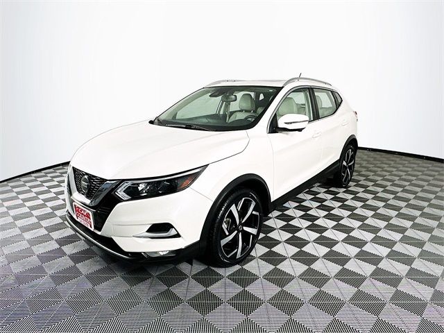 2022 Nissan Rogue Sport SL