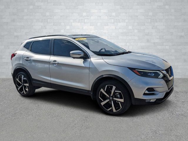 2022 Nissan Rogue Sport SL