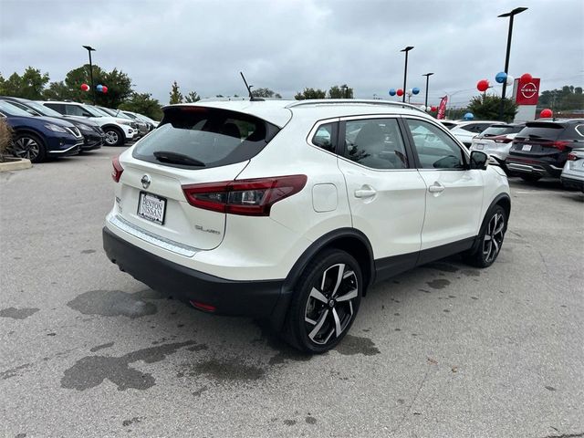 2022 Nissan Rogue Sport SL