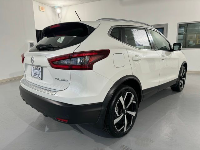 2022 Nissan Rogue Sport SL