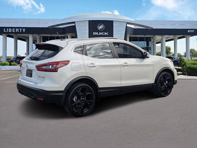 2022 Nissan Rogue Sport SL