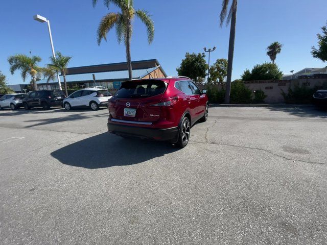 2022 Nissan Rogue Sport SL