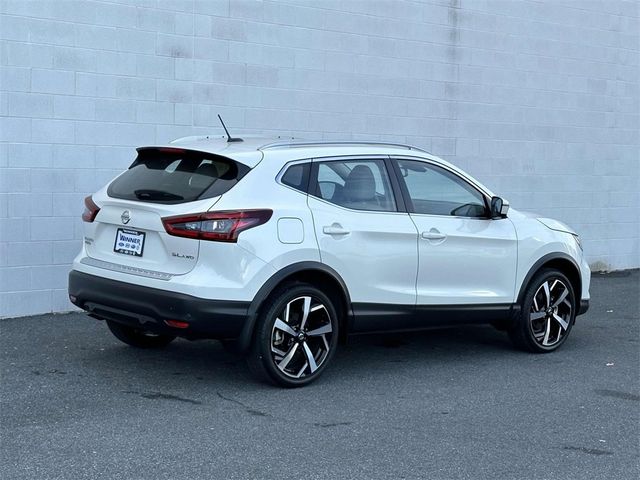 2022 Nissan Rogue Sport SL