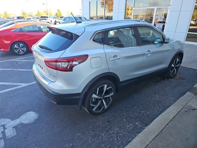 2022 Nissan Rogue Sport SL