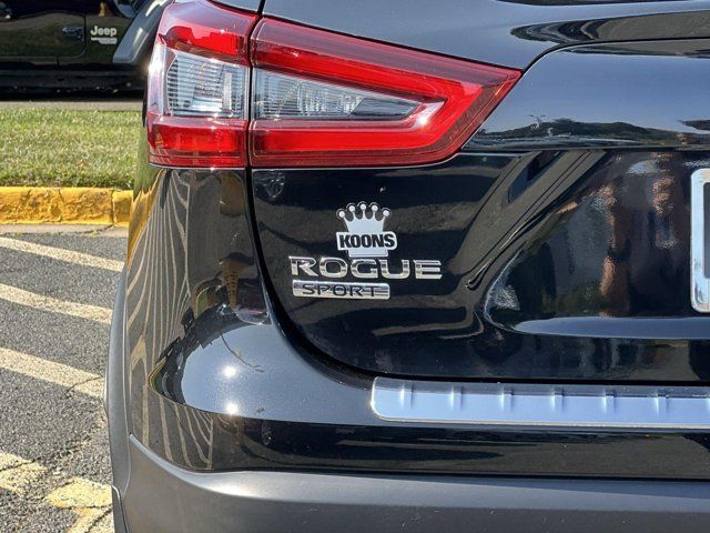 2022 Nissan Rogue Sport SL