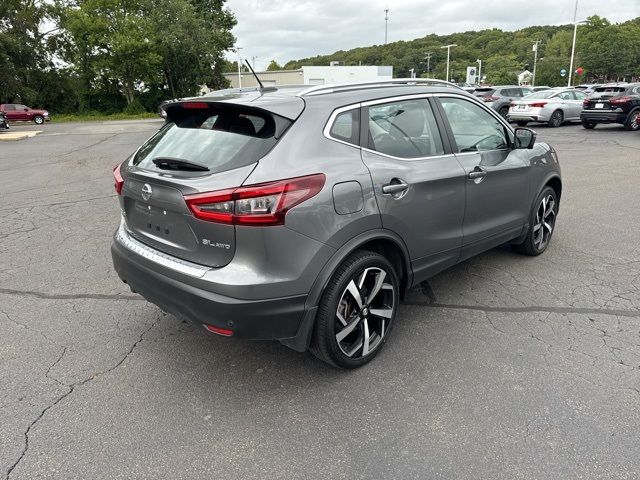 2022 Nissan Rogue Sport SL