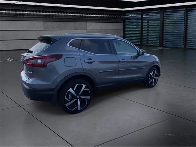 2022 Nissan Rogue Sport SL