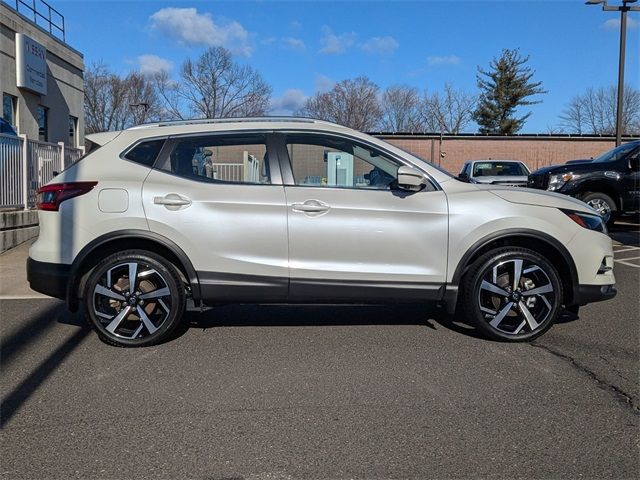 2022 Nissan Rogue Sport SL