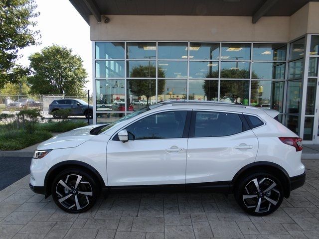 2022 Nissan Rogue Sport SL