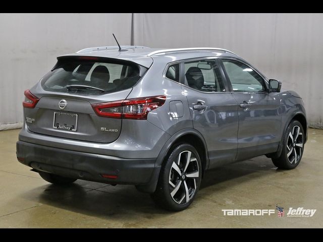 2022 Nissan Rogue Sport SL