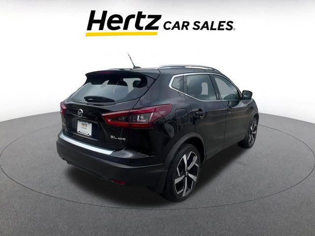 2022 Nissan Rogue Sport SL