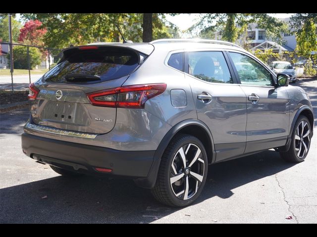 2022 Nissan Rogue Sport SL