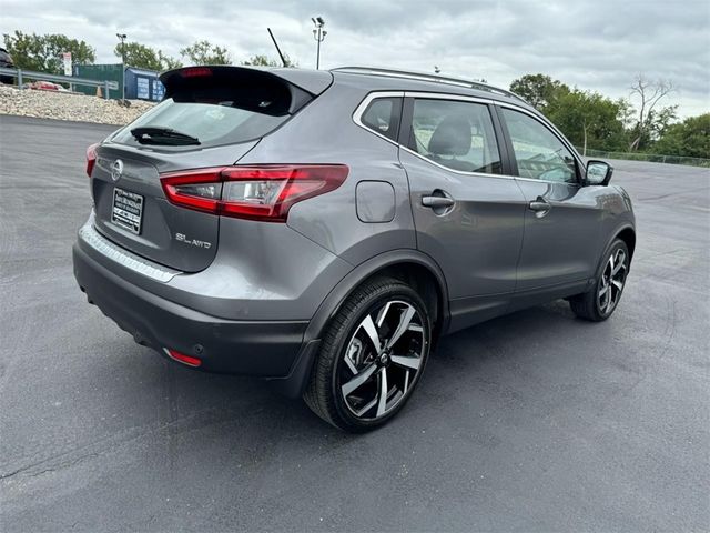 2022 Nissan Rogue Sport SL