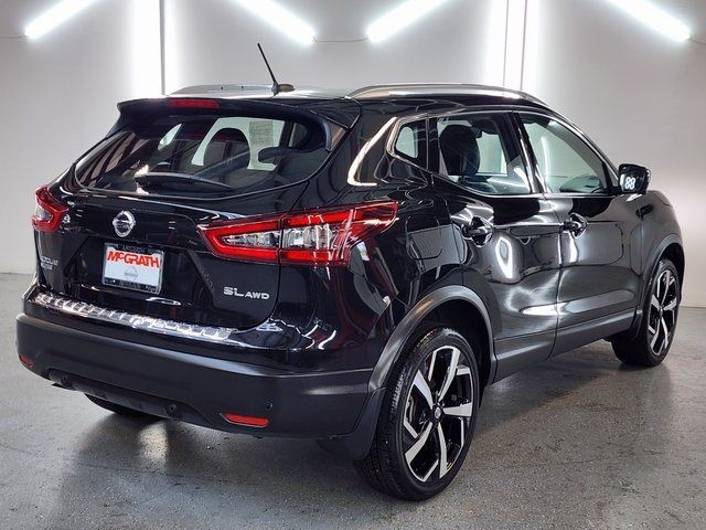 2022 Nissan Rogue Sport SL