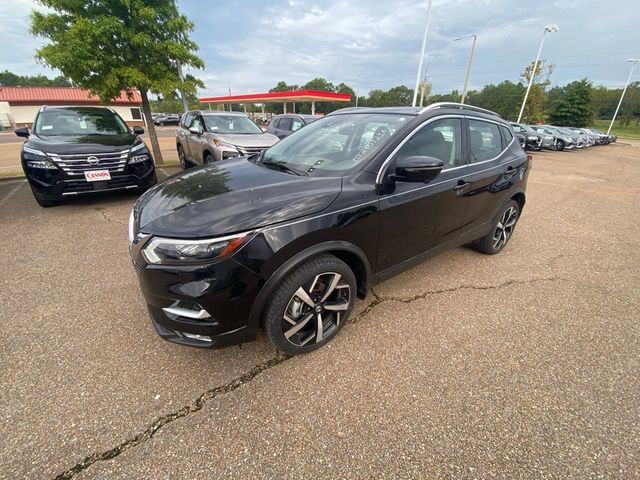 2022 Nissan Rogue Sport SL