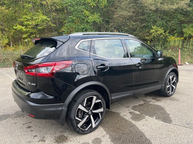 2022 Nissan Rogue Sport SL