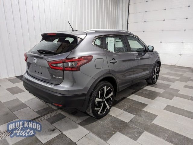 2022 Nissan Rogue Sport SL