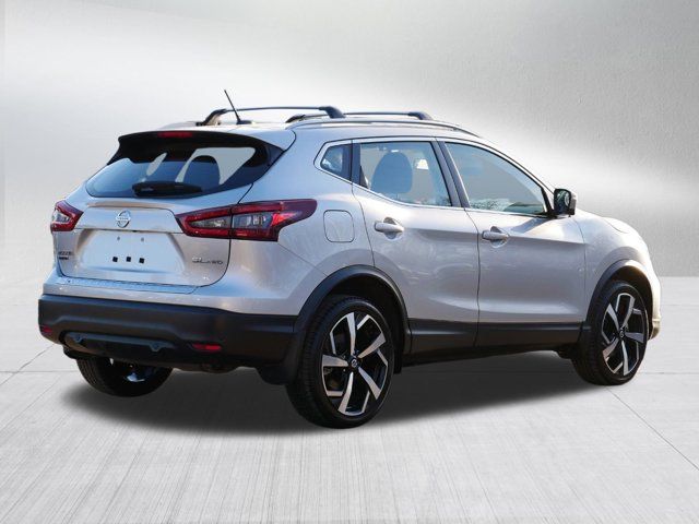 2022 Nissan Rogue Sport SL