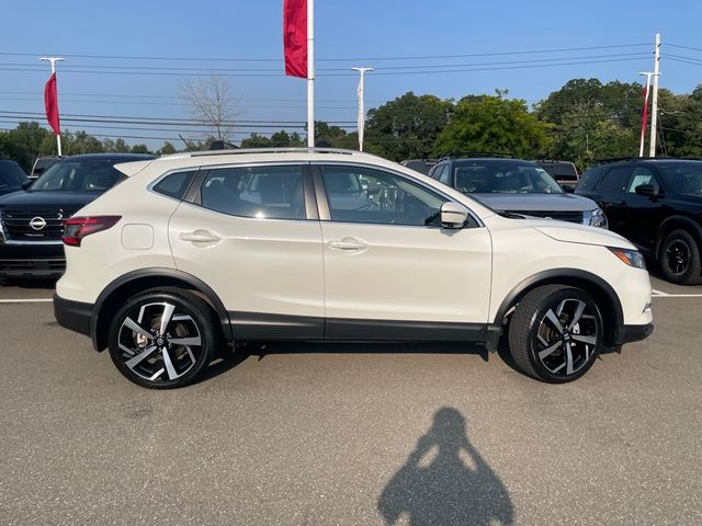 2022 Nissan Rogue Sport SL