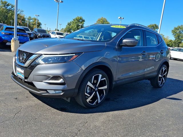 2022 Nissan Rogue Sport SL