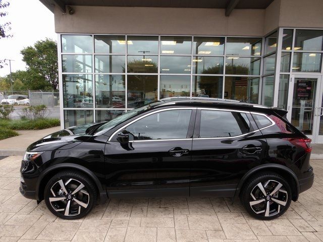 2022 Nissan Rogue Sport SL