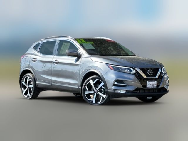 2022 Nissan Rogue Sport SL