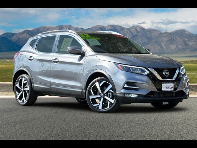 2022 Nissan Rogue Sport SL