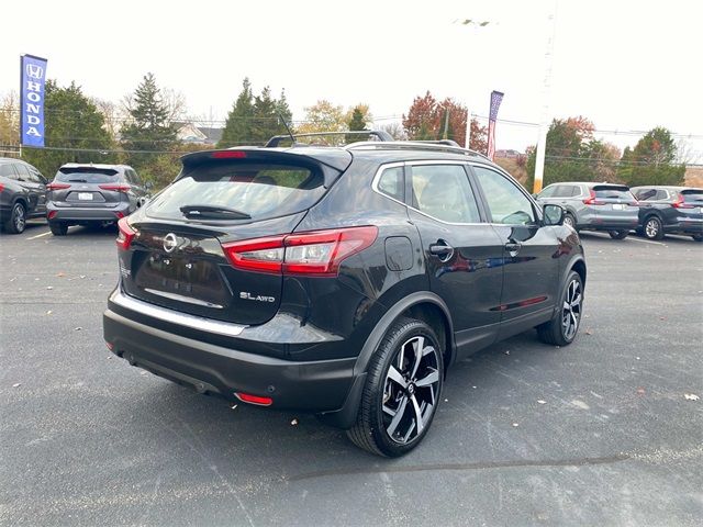 2022 Nissan Rogue Sport SL