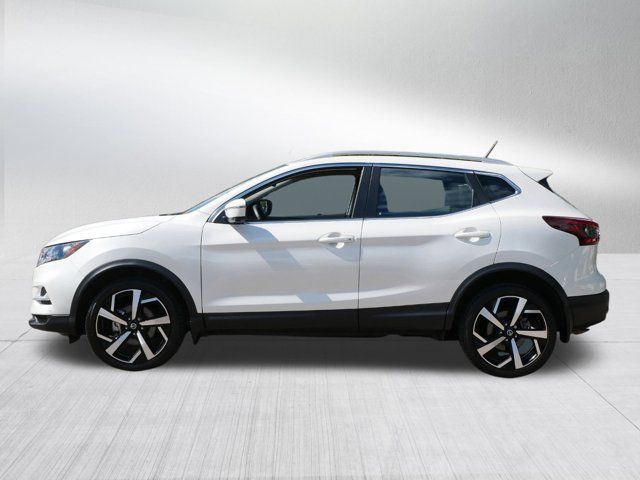 2022 Nissan Rogue Sport SL