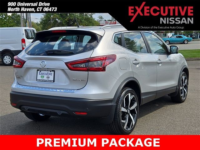 2022 Nissan Rogue Sport SL