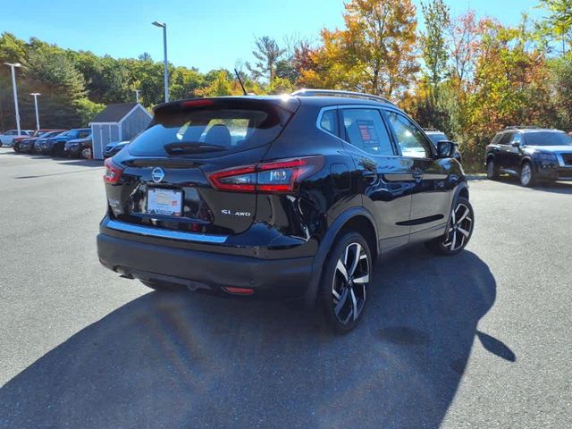 2022 Nissan Rogue Sport SL