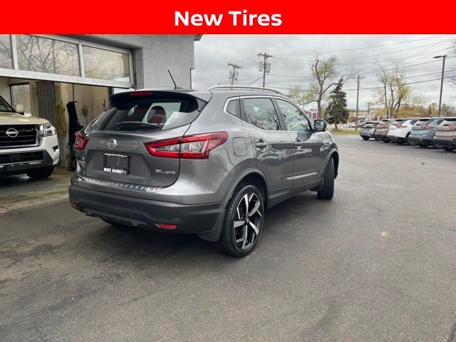 2022 Nissan Rogue Sport SL