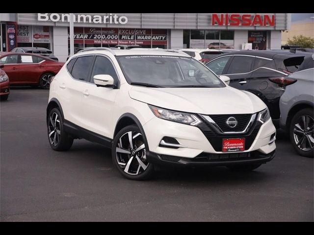 2022 Nissan Rogue Sport SL