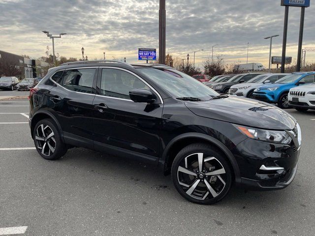 2022 Nissan Rogue Sport SL