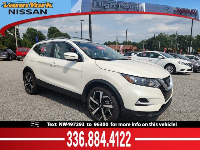 2022 Nissan Rogue Sport SL