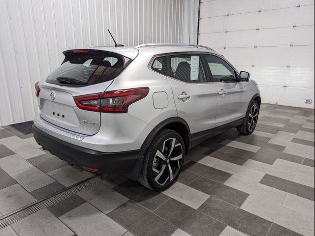 2022 Nissan Rogue Sport SL