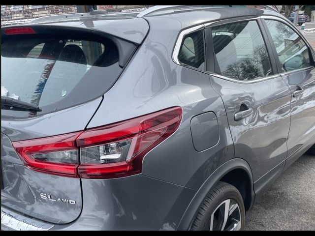 2022 Nissan Rogue Sport SL